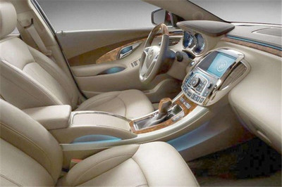 汽車(chē)裝飾加盟與汽車(chē)出租 投資成本與業(yè)務(wù)模式解析