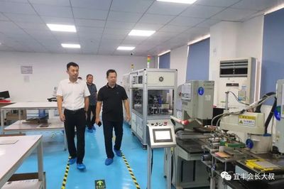 宜豐縣縣長王方大一行蒞臨深圳市宜豐商會參觀指導(dǎo)技術(shù)交流